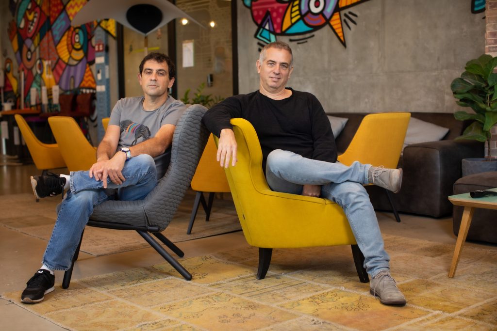 Personetics CEO founder David Sosna (left) and Cofounder COO David Govrin (right)