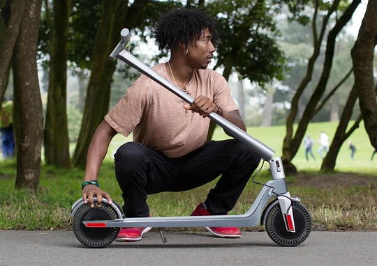Unagi Scooters , an Oakland-based electric scooter manufacturer, raised
