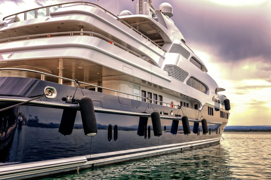 yacht pixabay