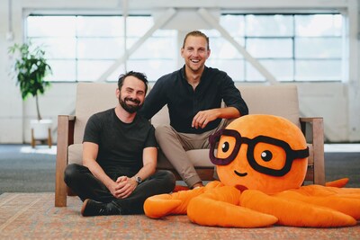 Co-Founders Arndt Voges (CTO), Christian Byza (CEO) and mascot "Lumi"